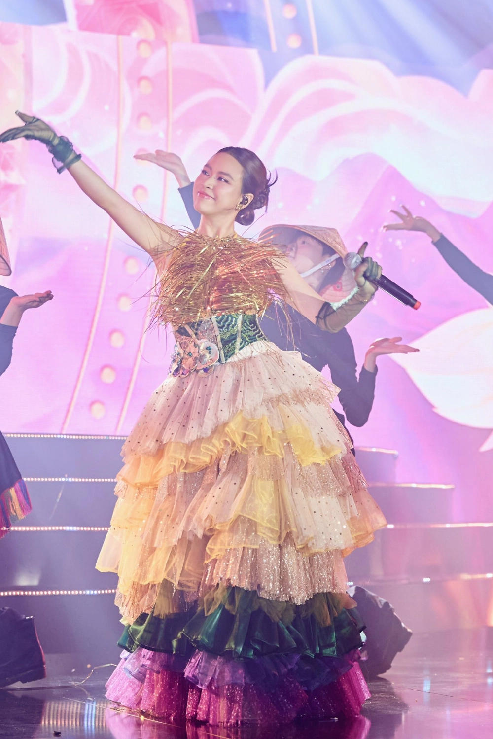 Hoàng Thùy Linh mới nhất trở lại với dự án âm nhạc ấn tượng