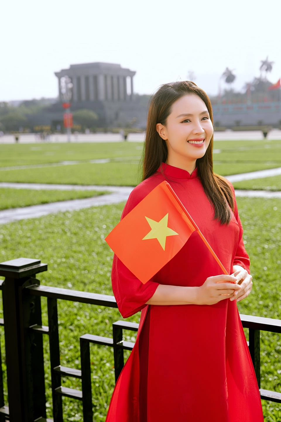 Hồng Diễm sinh năm bao nhiêu cô sinh năm 1982