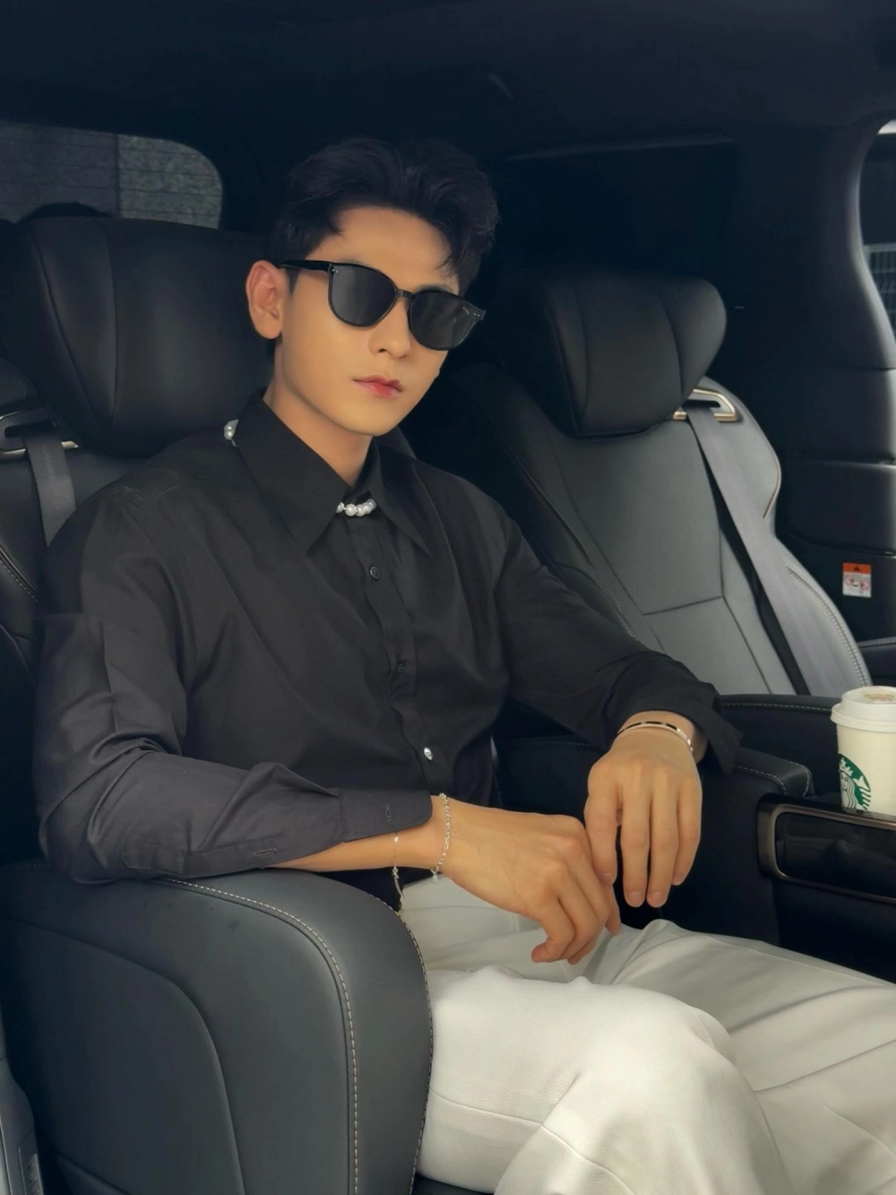 Isaac ngày sinh 13 tháng 6 năm 1988 tại Cần Thơ