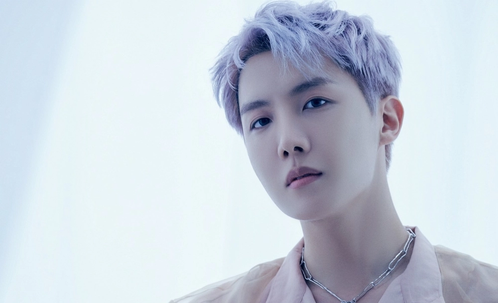 J Hope BTS Louis Vuitton đại sứ thương hiệu thời trang xa xỉ