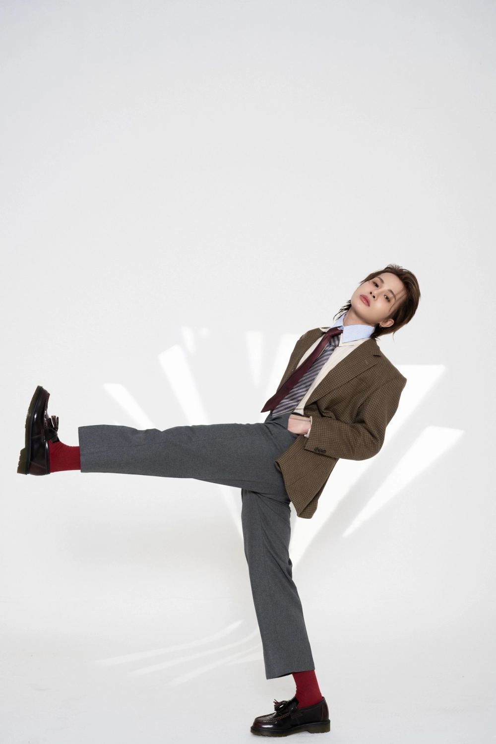 Jack J97 mới nhất trở lại với hình ảnh và âm nhạc mới mẻ