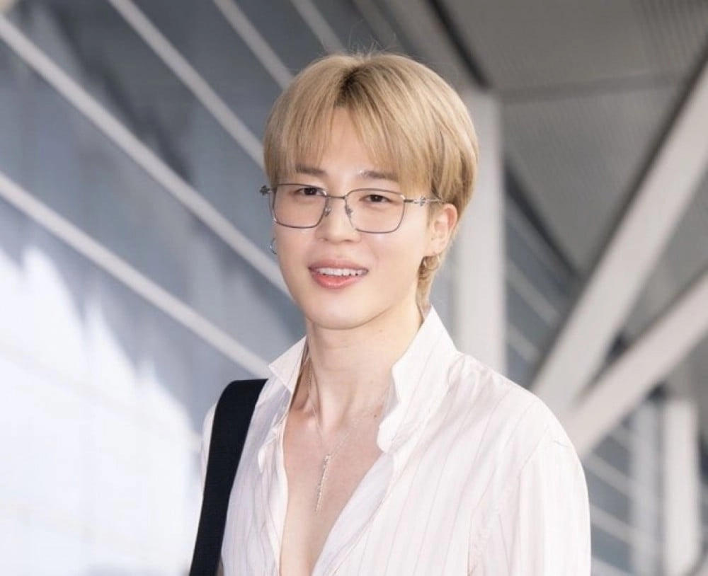 BTS Jimin height anh cao 1m74 với vóc dáng cân đối