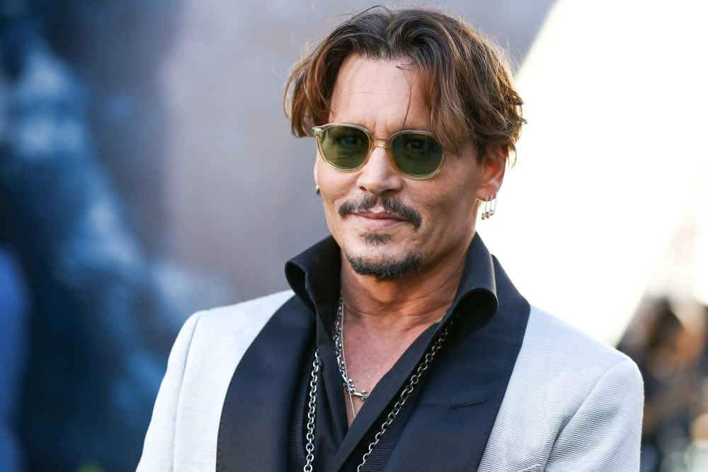 Johnny Depp net worth khối tài sản khổng lồ gây chú ý
