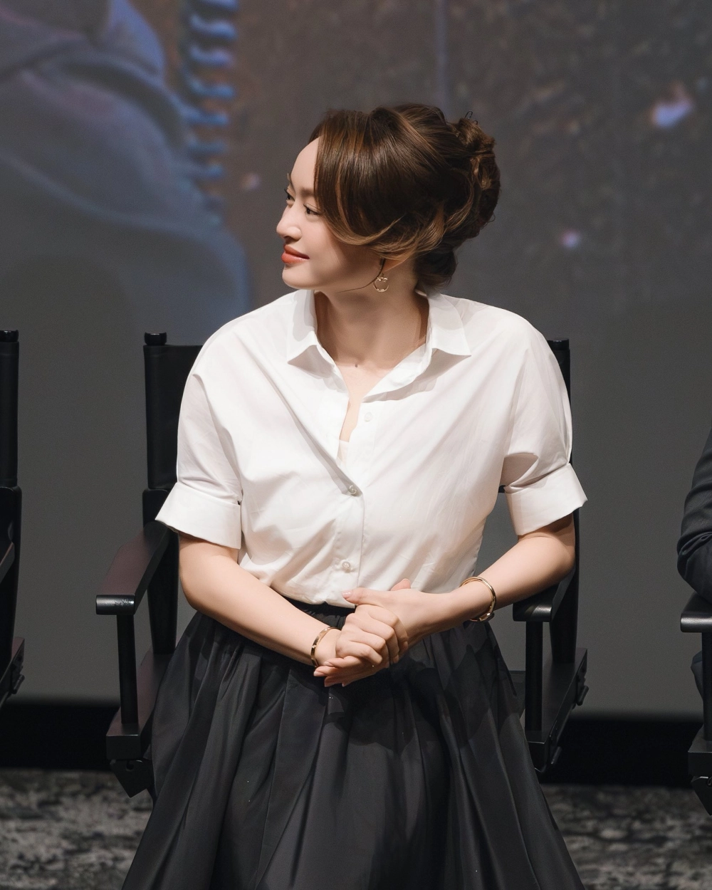 Yêu Nhầm Bạn Thân Kaity Nguyễn đầy cảm xúc