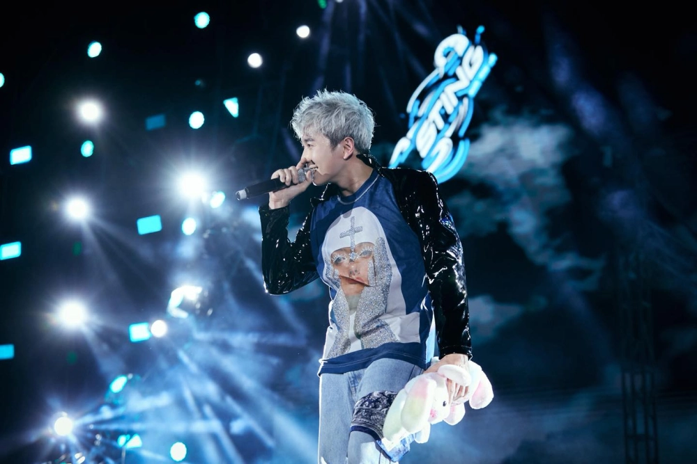 Karik album khắc họa hành trình trưởng thành âm nhạc