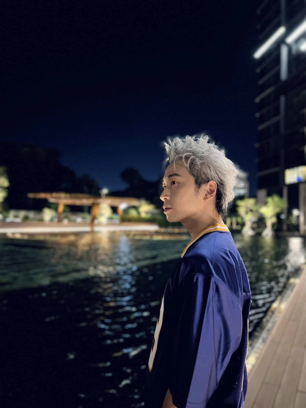 Karik bao nhiêu tuổi, hiện tại anh 36 tuổi