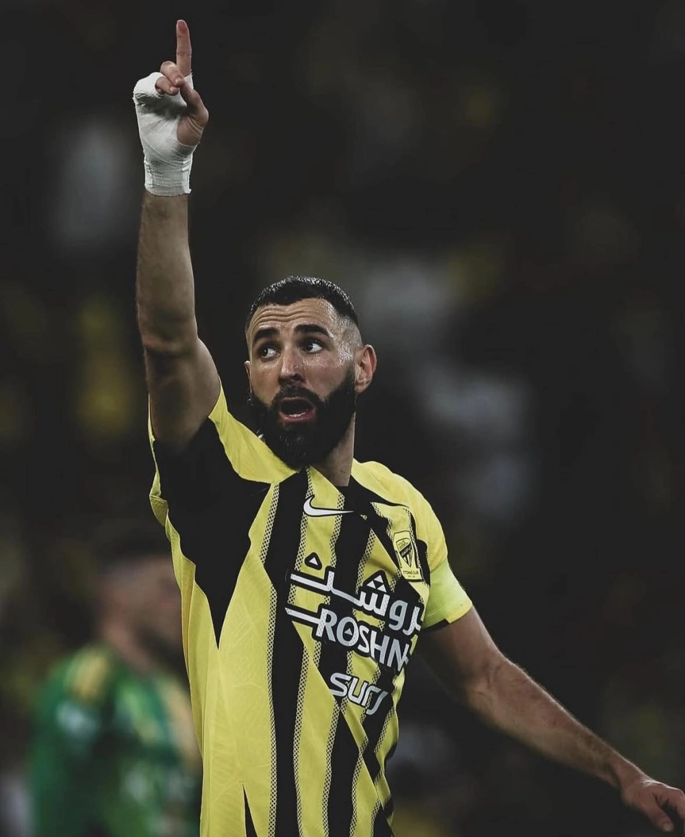 Karim Benzema net worth khối tài sản khổng lồ của ngôi sao sân cỏ