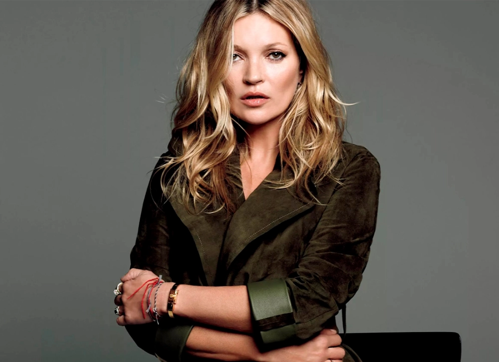 Khoảnh khắc Kate Moss' daughter gây chú ý lớn