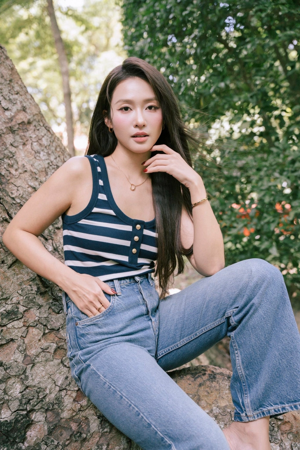 Khả Ngân phim mới luôn được công chúng mong chờ