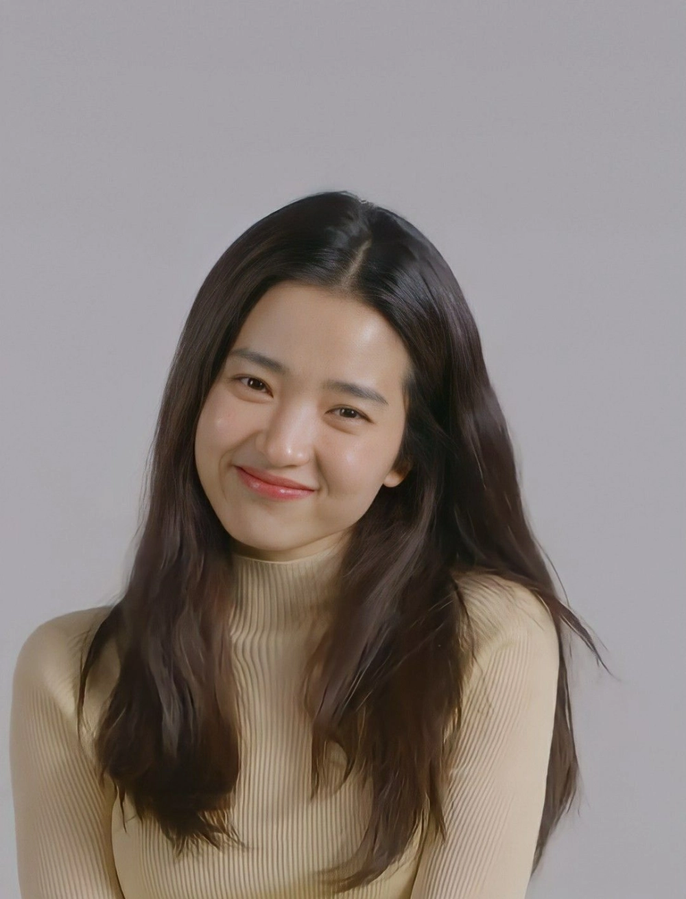 Kim Tae Ri ngọc nữ mới của điện ảnh Hàn Quốc