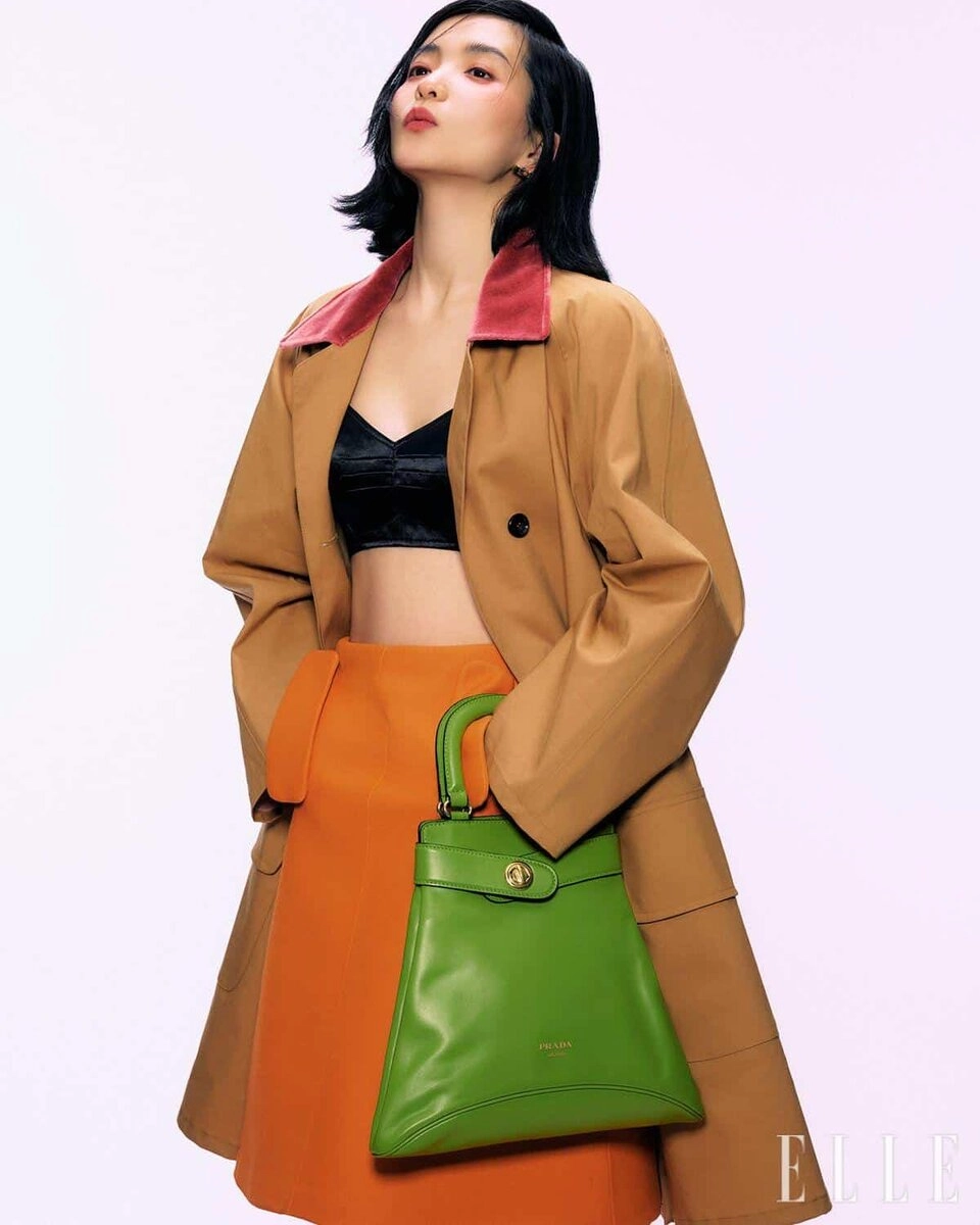 Kim Tae Ri twitter cập nhật hoạt động nghệ thuật nổi bật