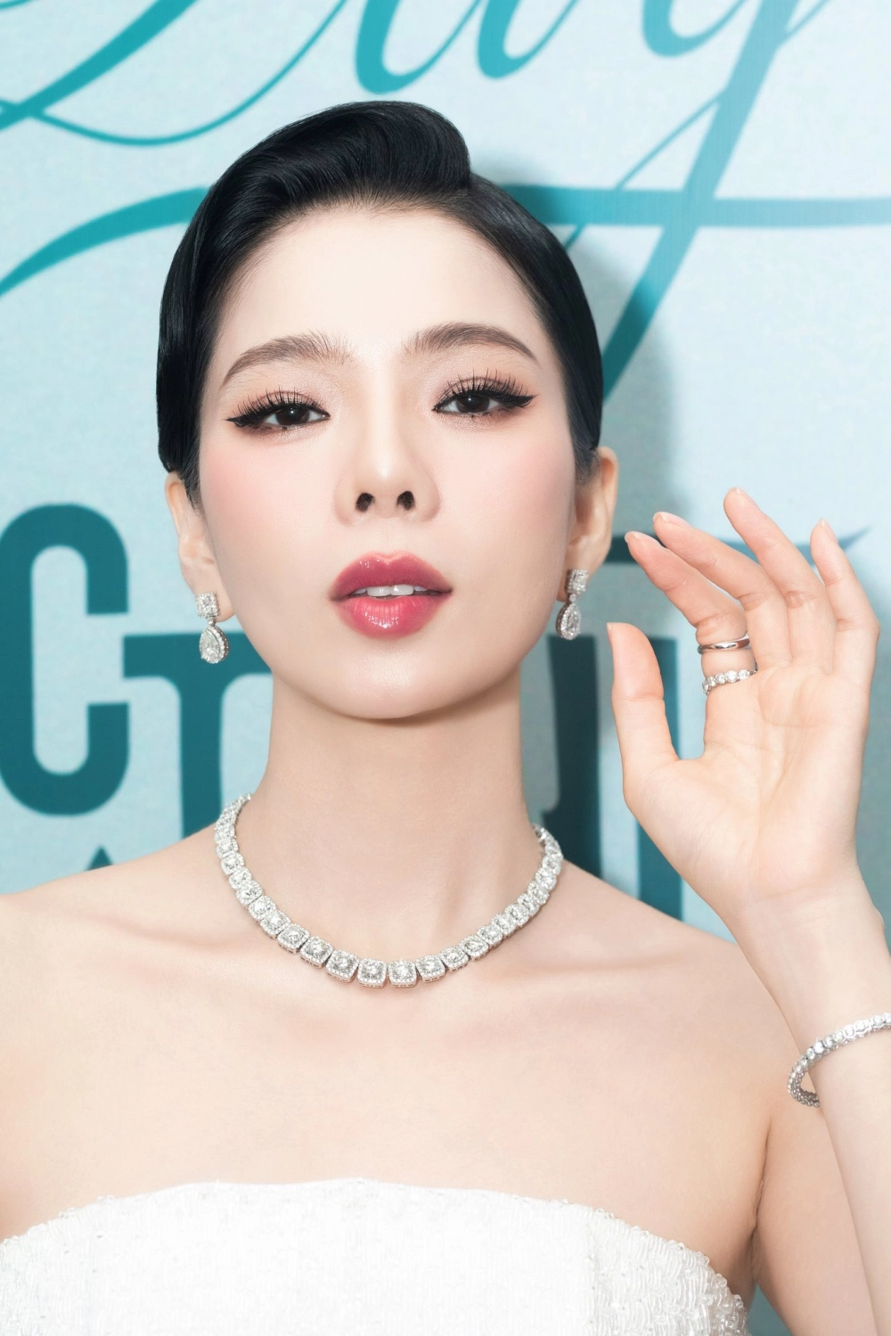 Tin tức về Lệ Quyên luôn khiến khán giả quan tâm