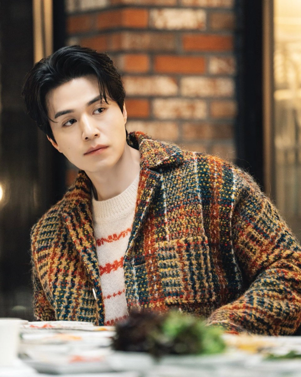 Lee Dong Wook có vợ chưa anh vẫn độc thân quyến rũ