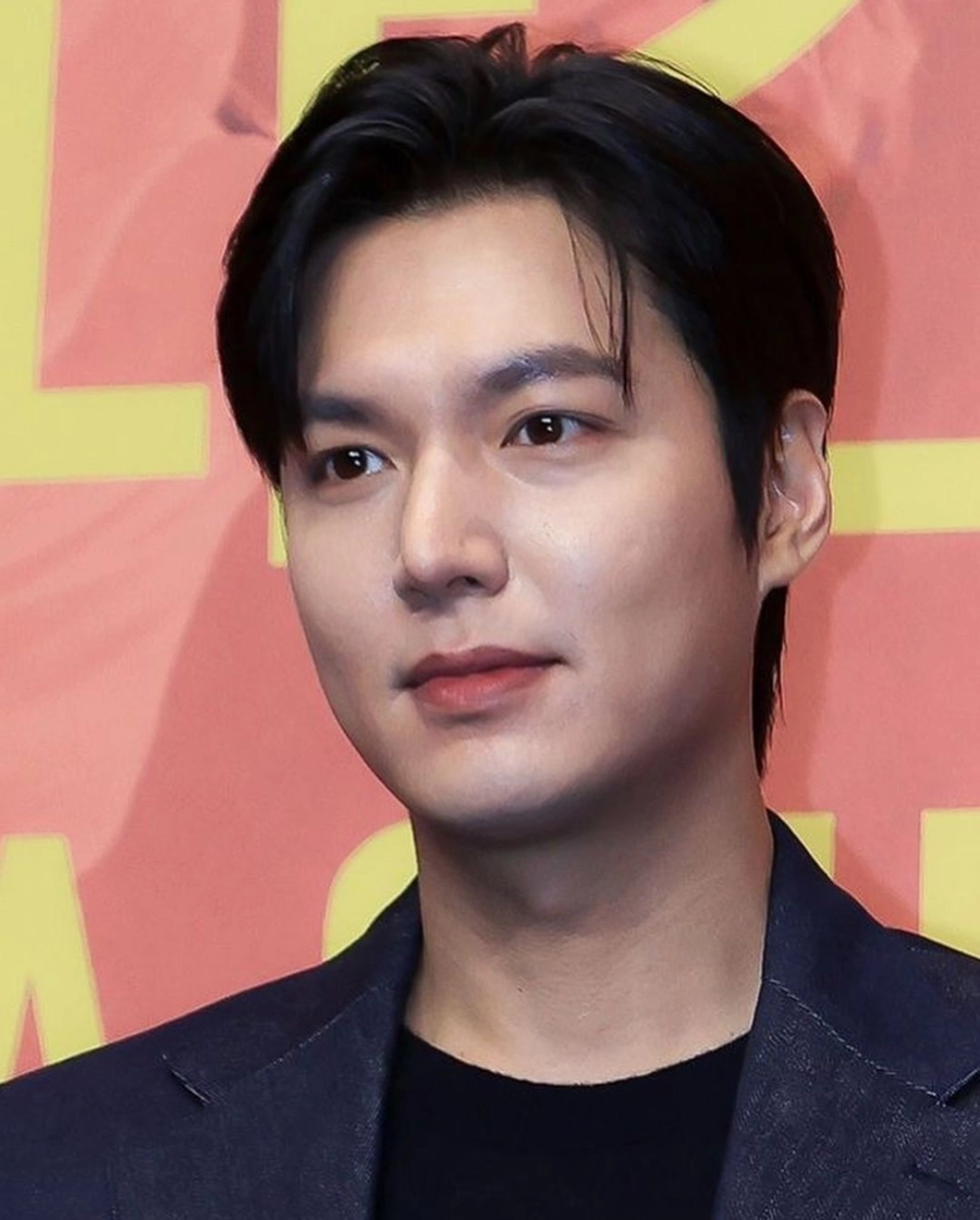 Instagram Lee Min Ho với hàng triệu lượt theo dõi