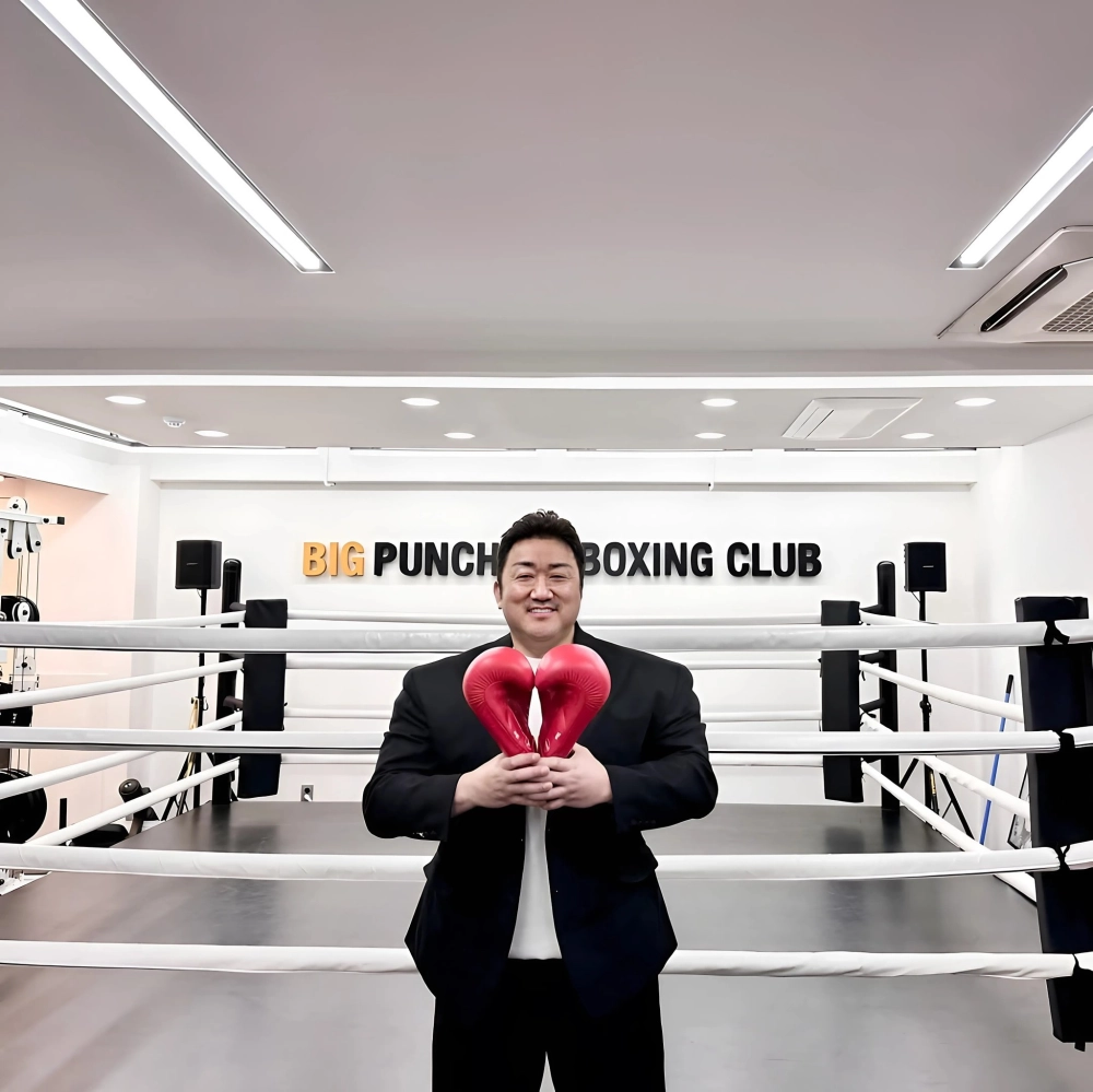 Dong Seok Ma tài tử khiến khán giả mê mẩn vì sức mạnh