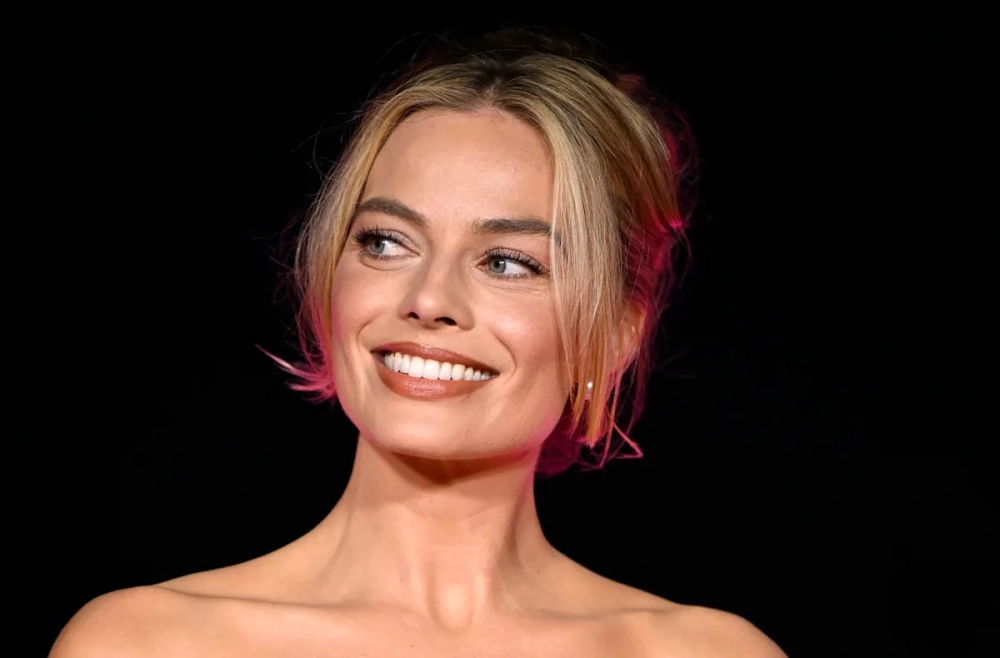 Margot Robbie minh tinh Hollywood với nhan sắc cuốn hút