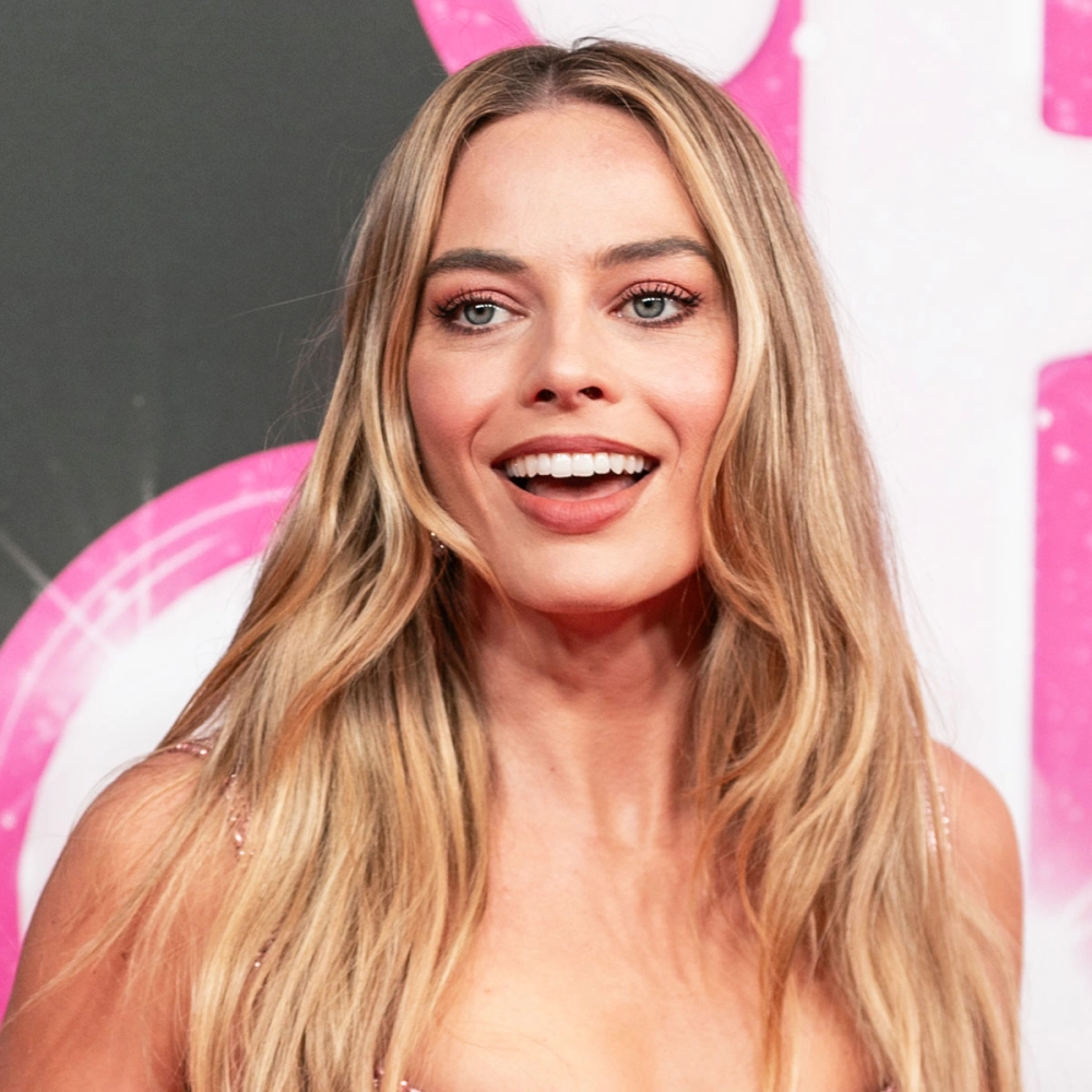 Margot Robbie in Wolf of Wall St màn hóa thân táo bạo