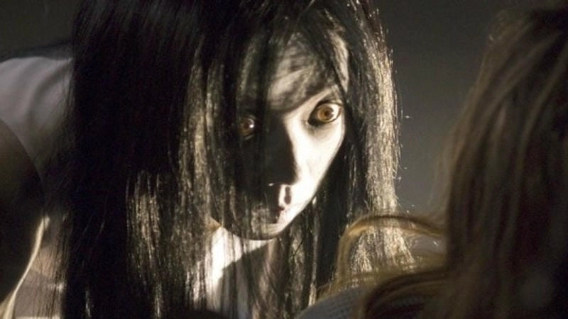 Lạc lối trong thế giới caption meme ma