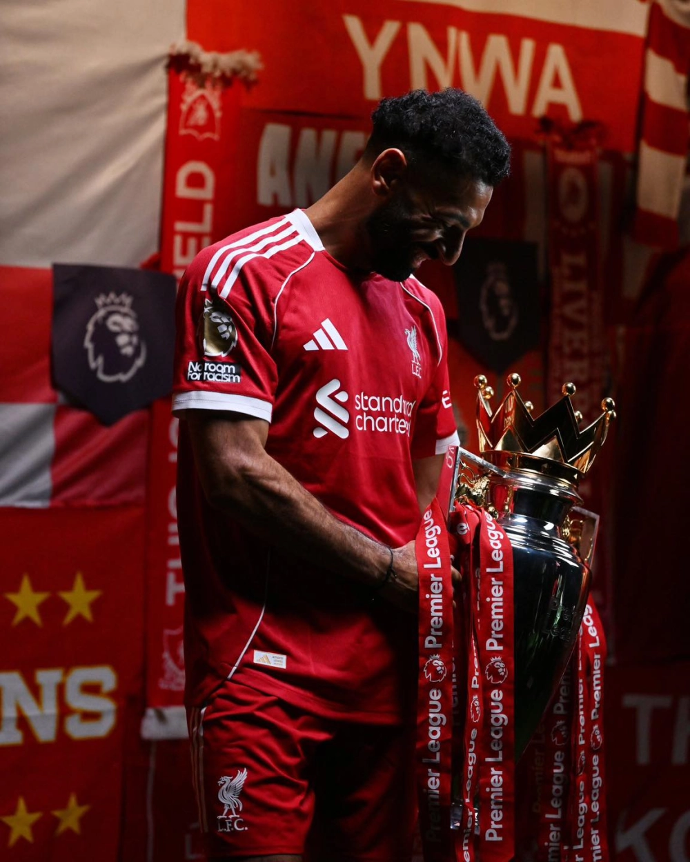 Mohamed Salah PSG tin đồn chuyển nhượng gây chấn động