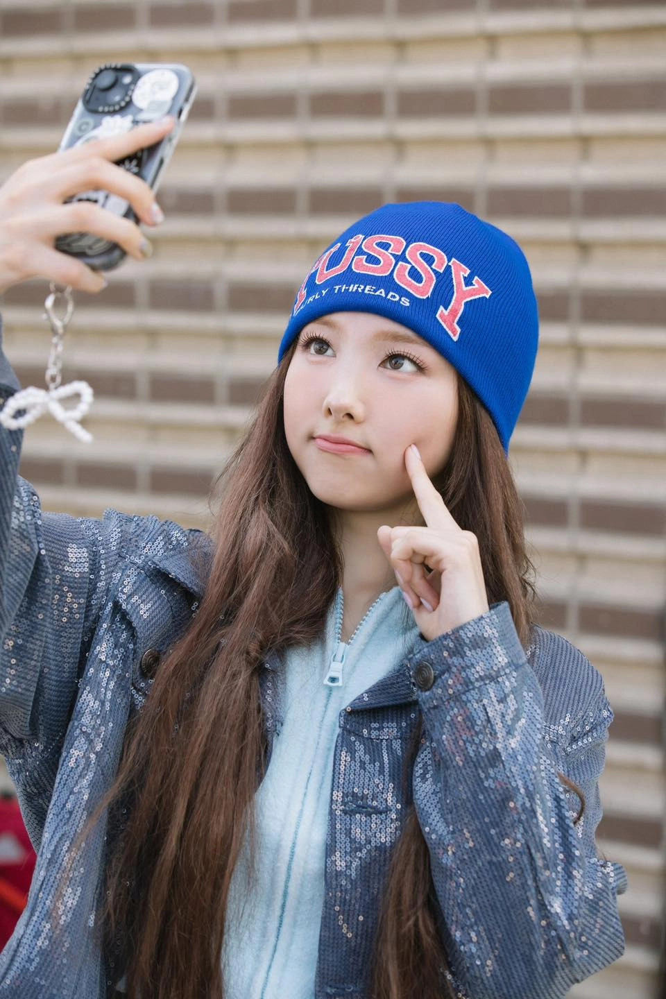 Nayeon Twice gây ấn tượng với phong cách đáng yêu và cuốn hút