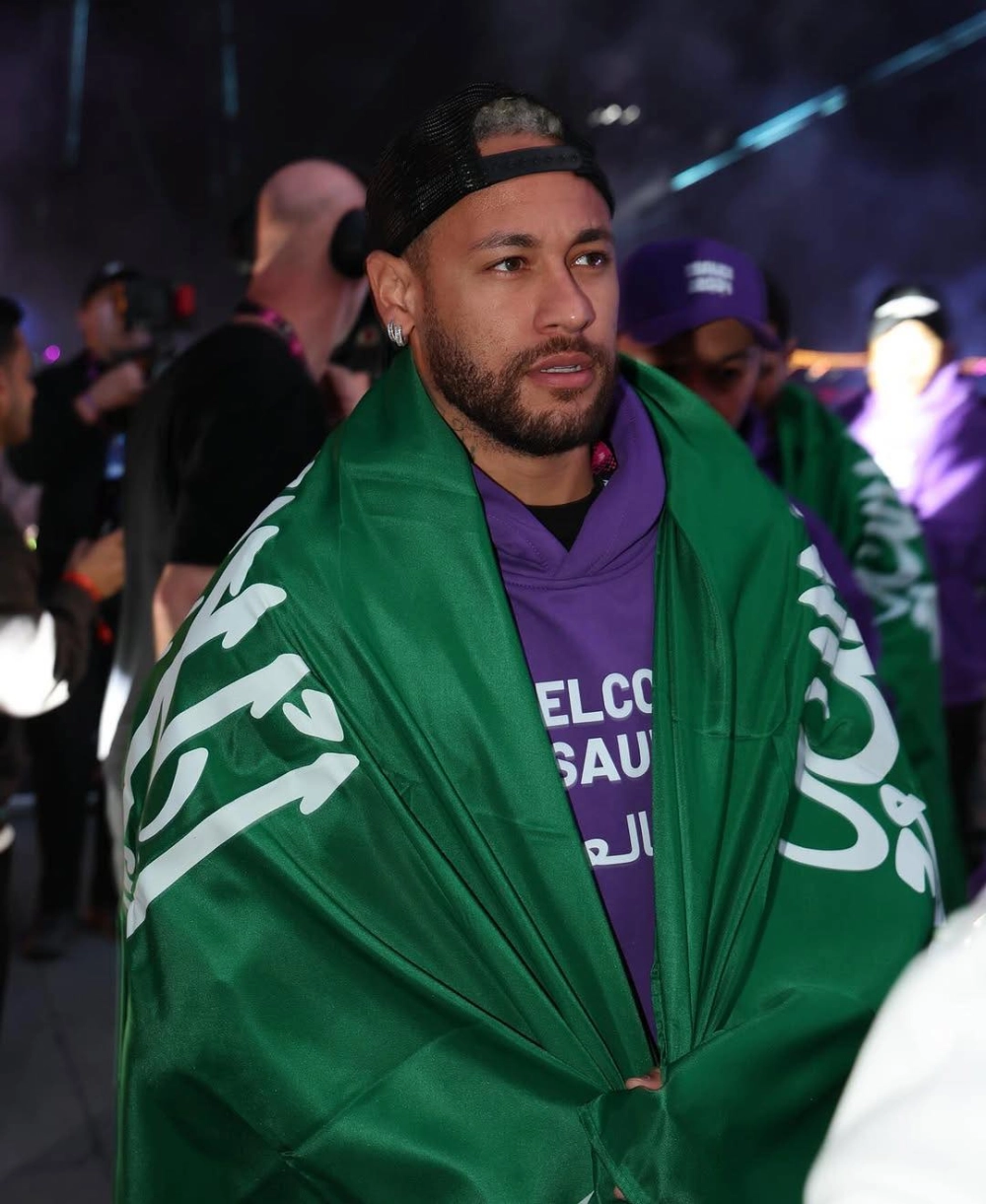 Notícias sobre Neymar Jr. cập nhật liên tục trên các phương tiện