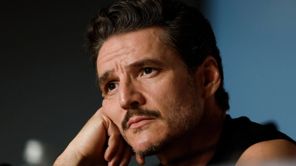 Pedro Pascal anxiety được nam diễn viên chia sẻ xúc động