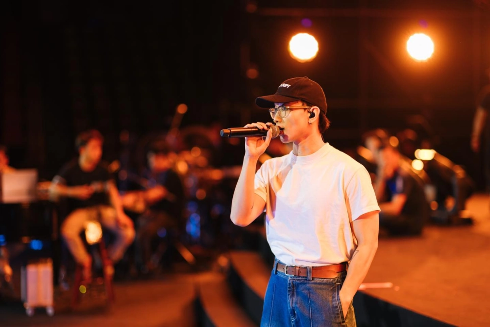 Phan Mạnh Quỳnh quê ở đâu, anh quê ở Nghệ An