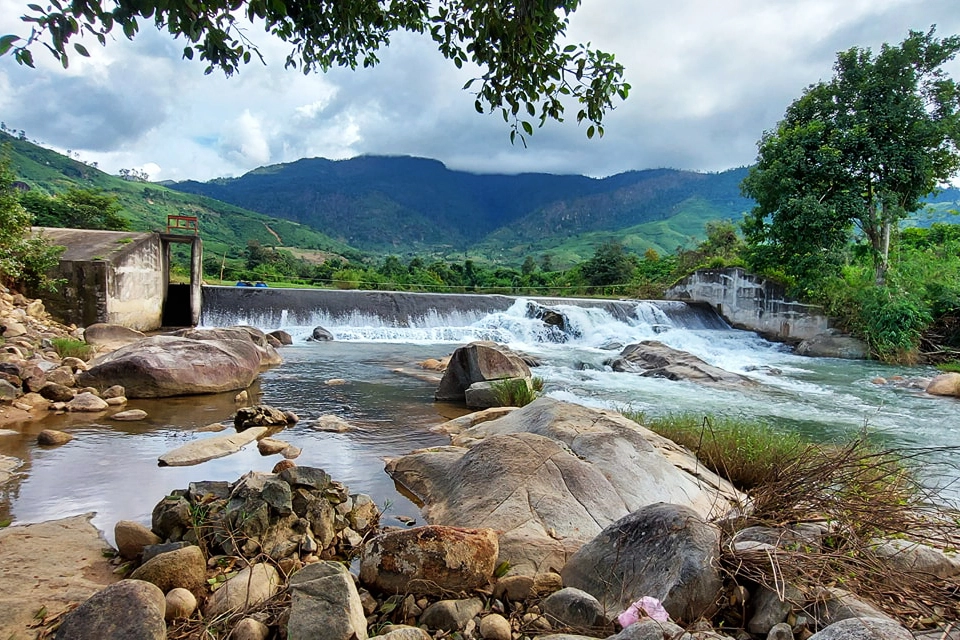 Khám phá phong cảnh đẹp ở đắk lắk từ đồi núi đến thác nước