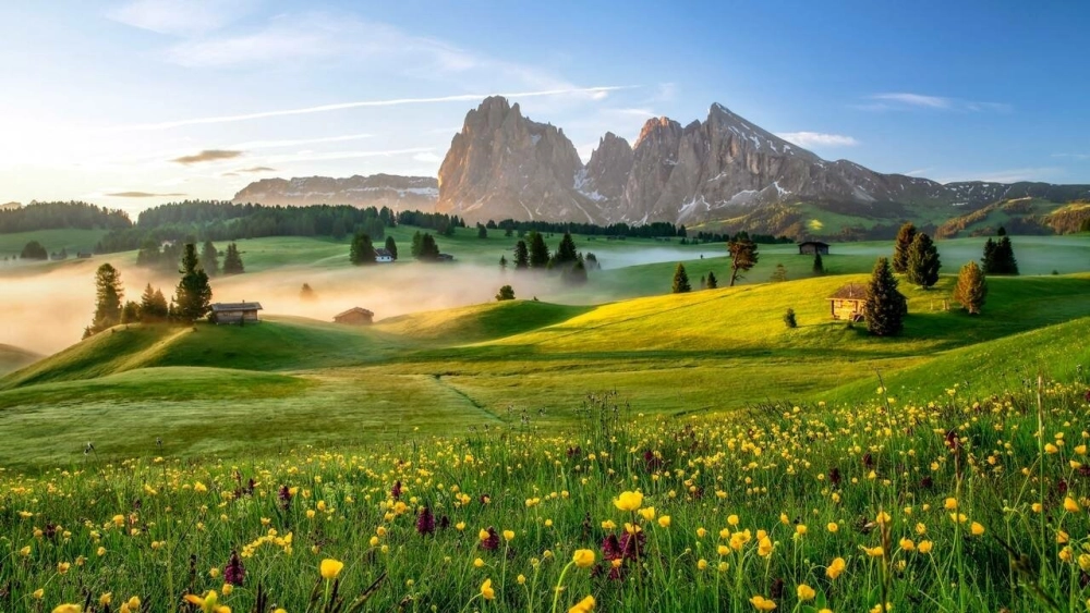 Trải nghiệm cảnh đẹp đồi núi hùng vĩ và thơ mộng