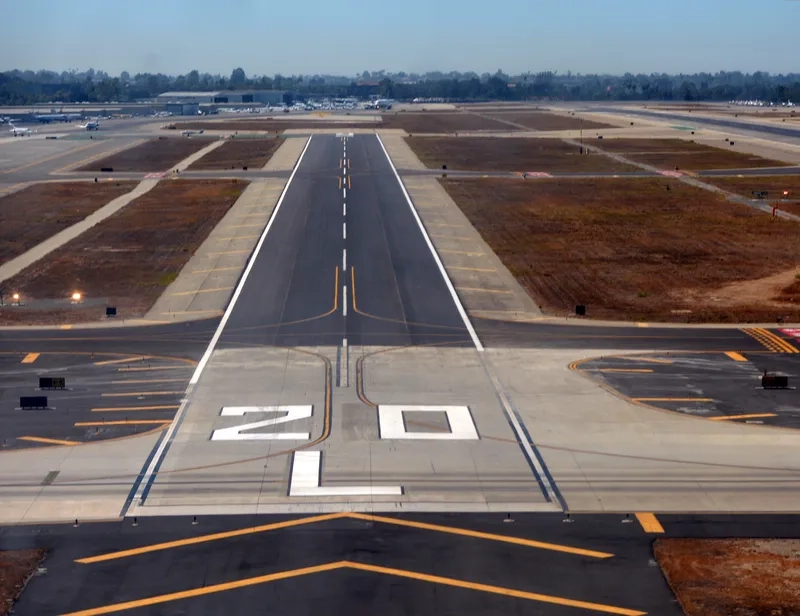 Trải nghiệm ảnh máy bay hạ cánh ngoạn mục đầy kịch tính