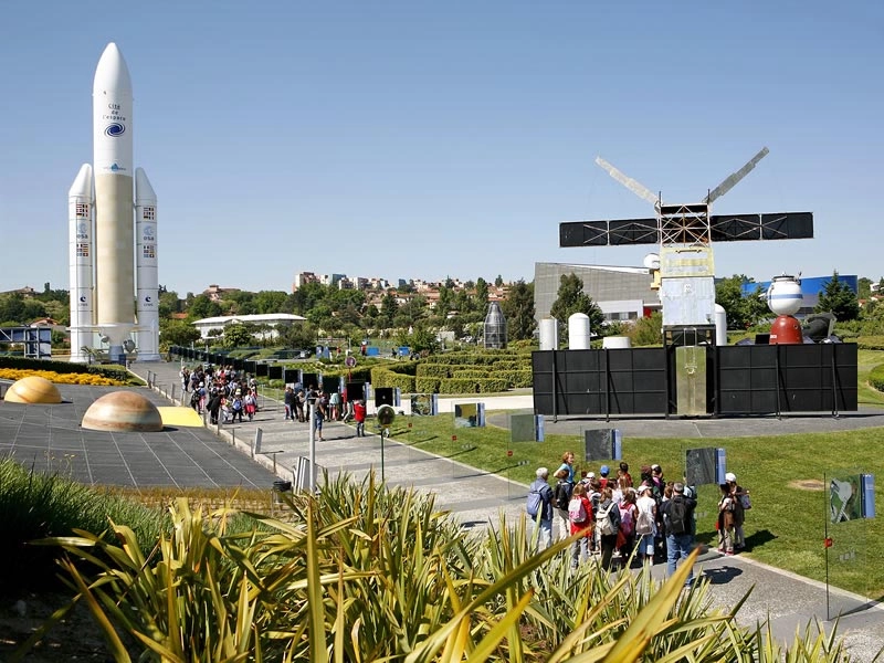 Thưởng ngoạn cảnh đẹp Lyon thơ mộng và cổ kính