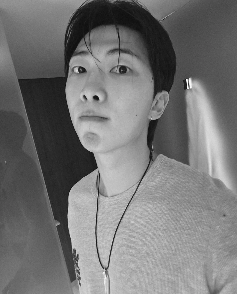 RM BTS và Namjoon hình ảnh chân thực về thủ lĩnh BTS