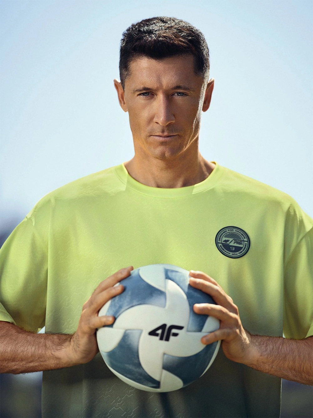 Robert Lewandowski transfermarkt định giá khiến fan ngỡ ngàng