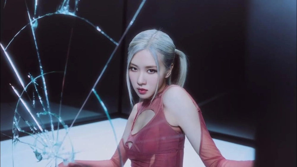 Blackpink Rosé biểu tượng thanh lịch và giọng hát ngọt ngào
