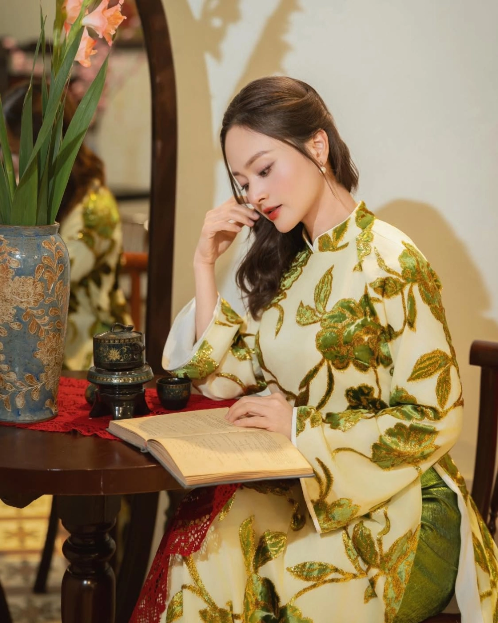 Hình nền gái 2k5 dễ thương nhất làm tan chảy mọi trái tim