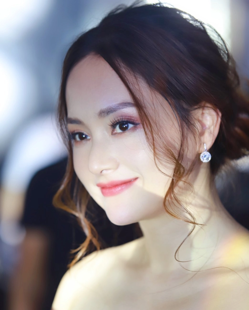 Hình nền gái 2k5 miễn phí với hàng ngàn lựa chọn chất lượng cao