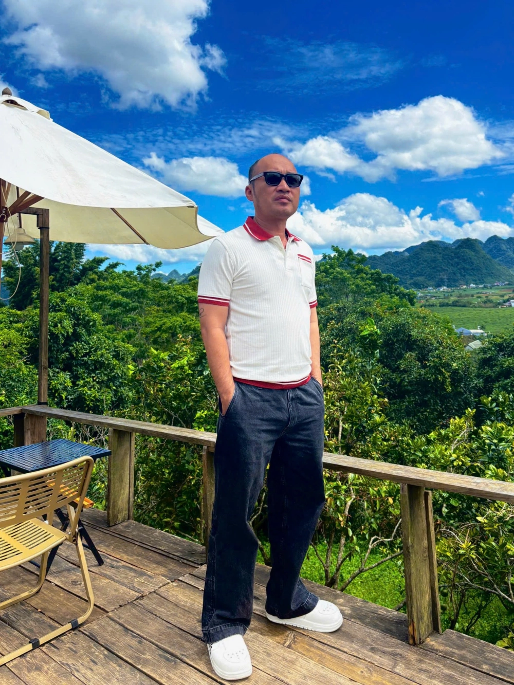 Tiến Luật sinh năm 1981, nghệ sĩ kỳ cựu của Vbiz