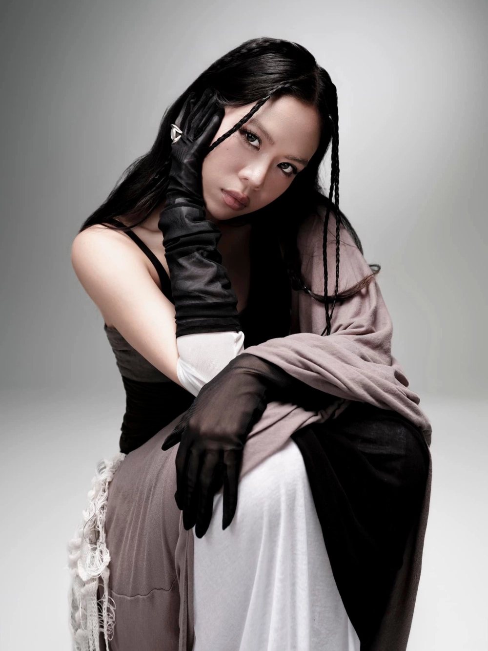 Tlinh tên thật là gì, cô tên Nguyễn Thảo Linh đầy cá tính