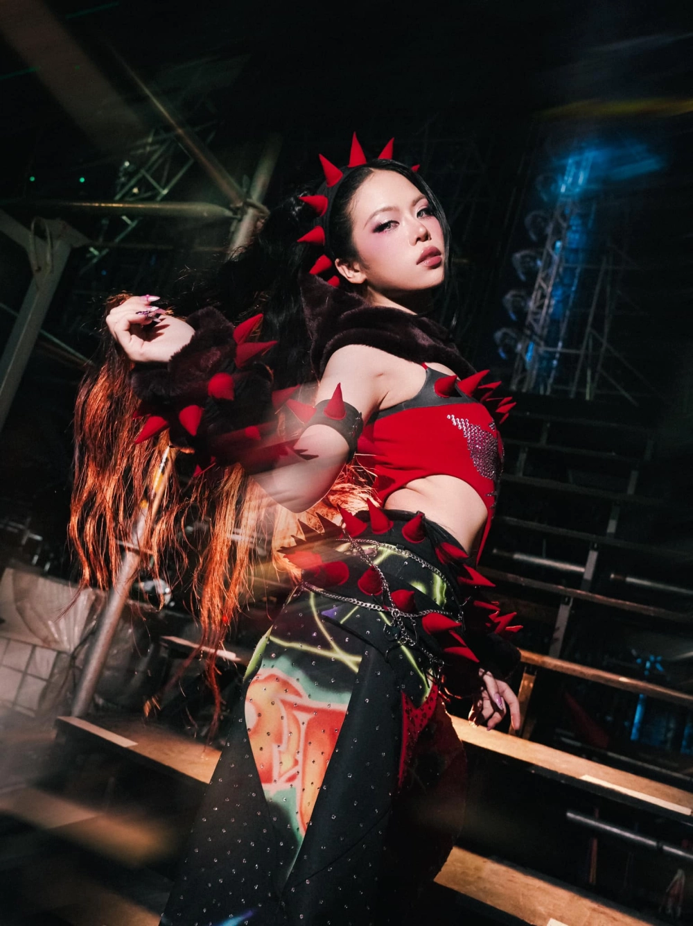 Tlinh em xinh say hi bản hit gây sốt cộng đồng mạng