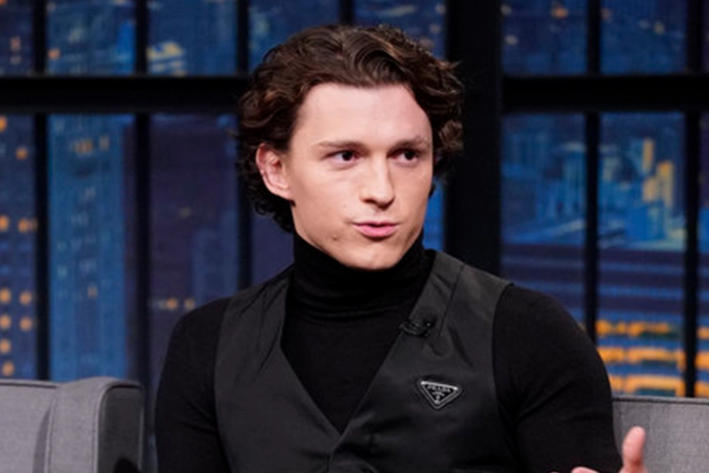 Tom Holland nổi tiếng với vai Spider Man đình đám