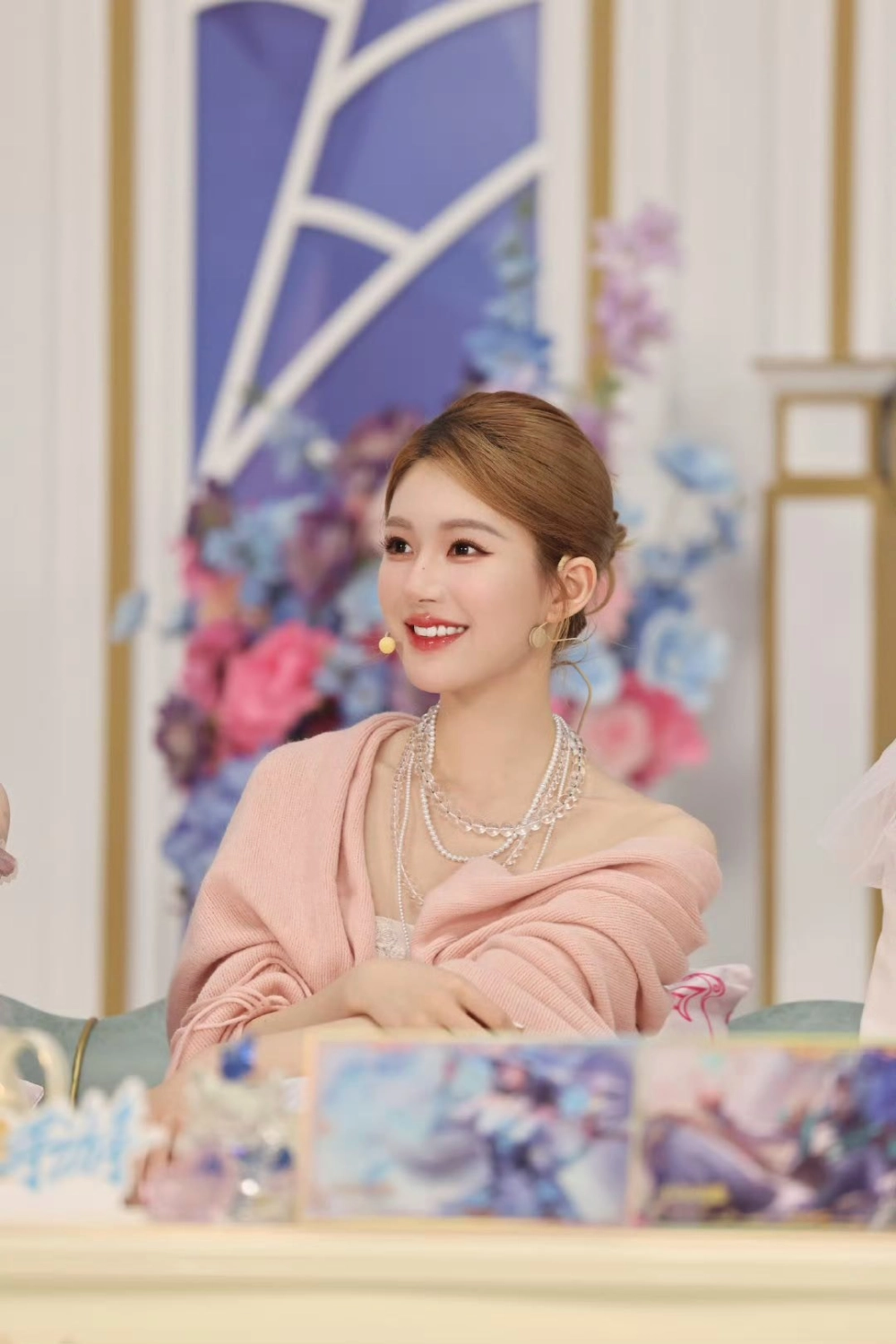 Diễn viên Triệu Lộ Tư nổi bật với nét diễn tự nhiên duyên dáng