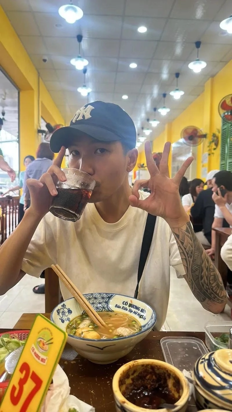 Ngắm nhìn vẻ đẹp meme tú sena mới nhất