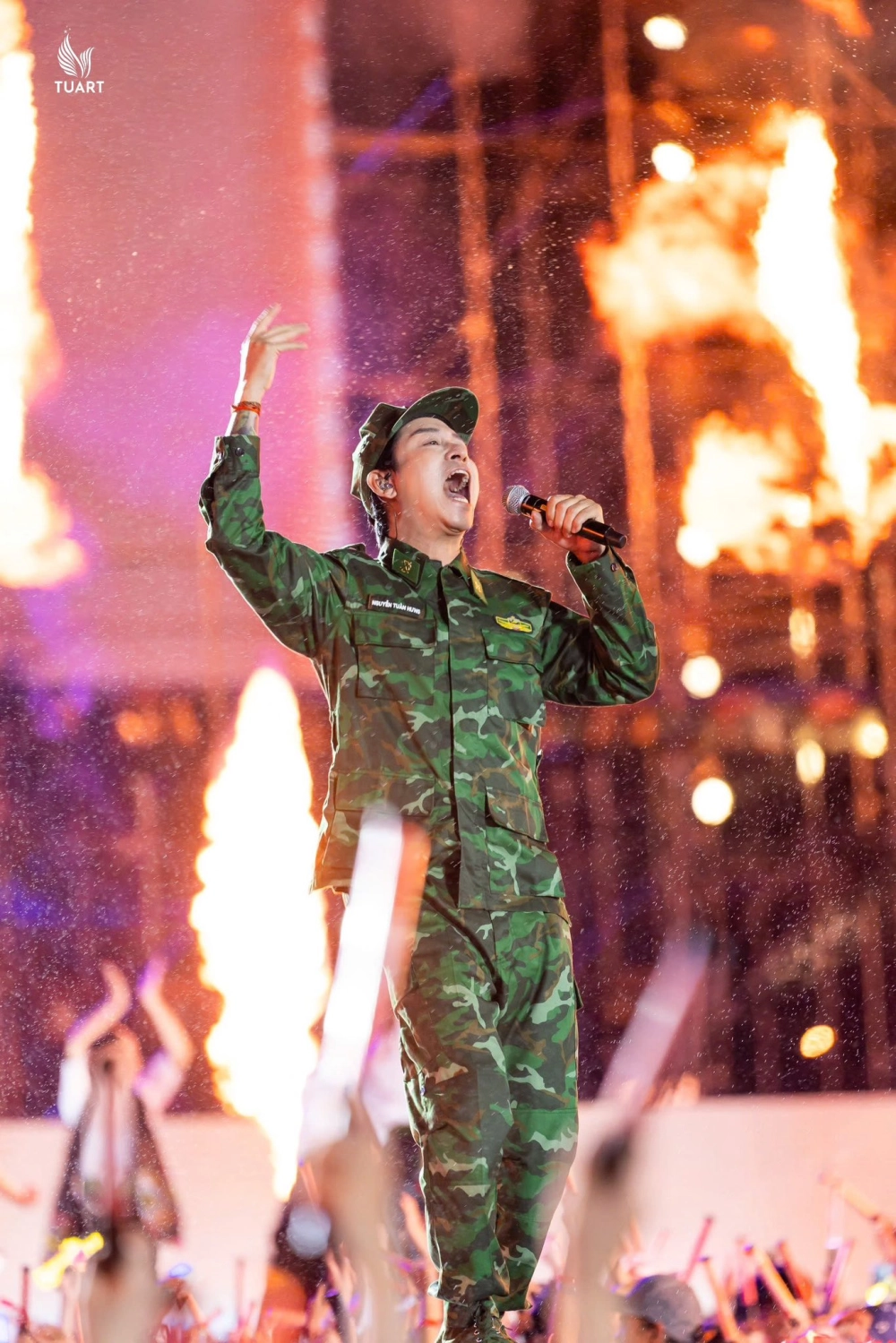 Lời bài hát Tuấn Hưng tha thứ lỗi lầm chân thành