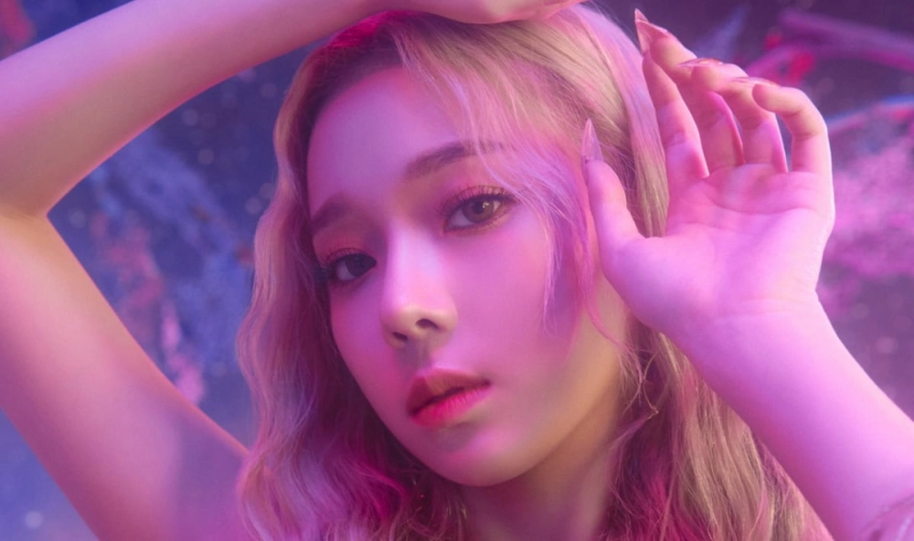 Winter aespa instagram gây sốt với loạt ảnh đời thường xinh đẹp