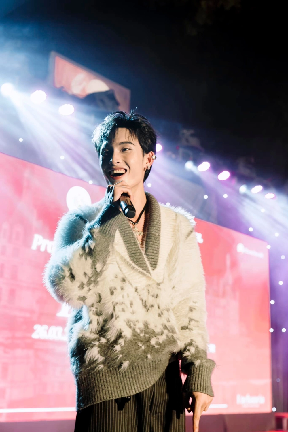 Wren Evans phong cách âm nhạc độc đáo trẻ trung