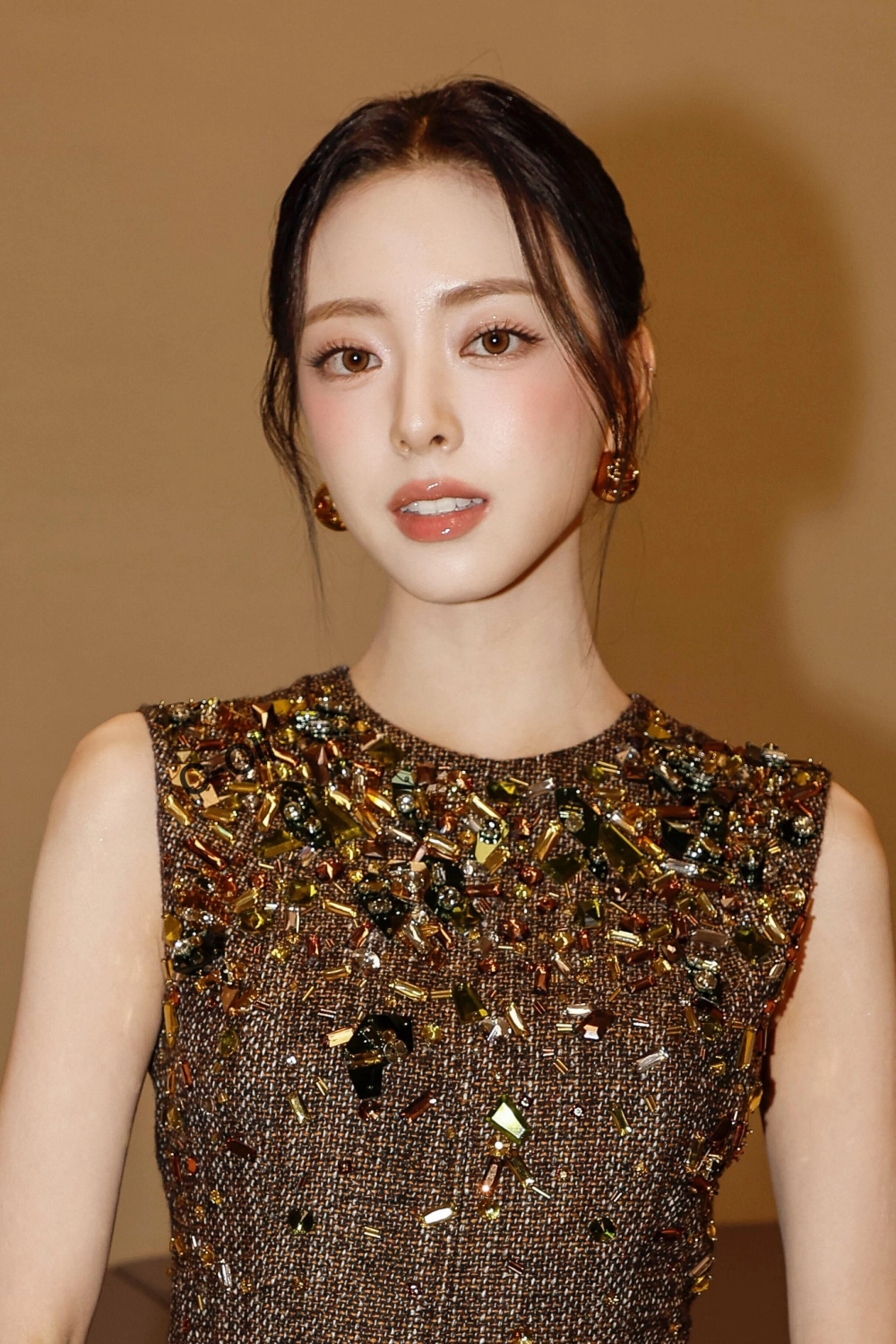 Thành viên Yuna ITZY đảm nhận vị trí maknae tài năng trong nhóm