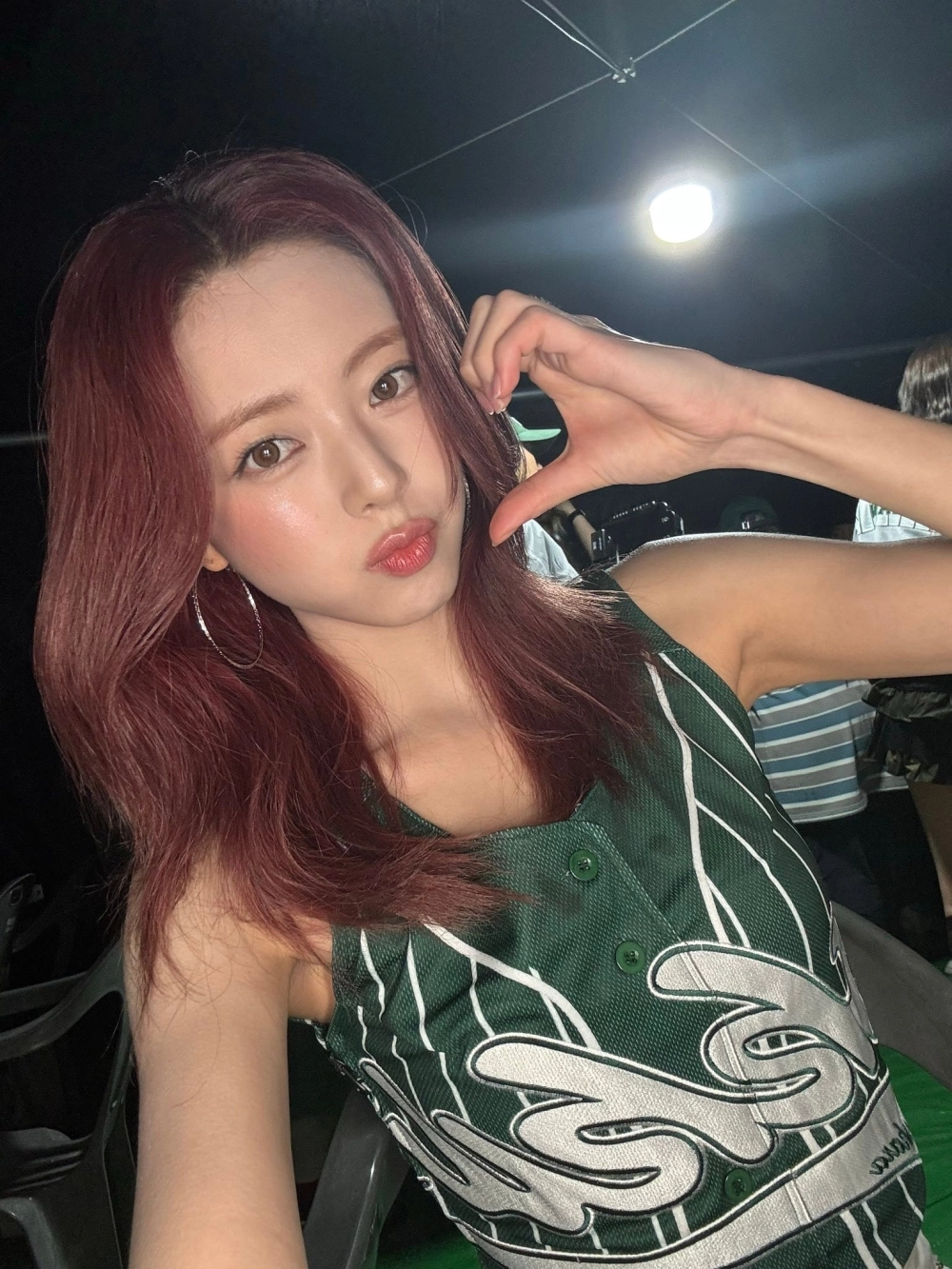 Yuna ITZY thời trang đa dạng phong cách từ dễ thương đến cá tính