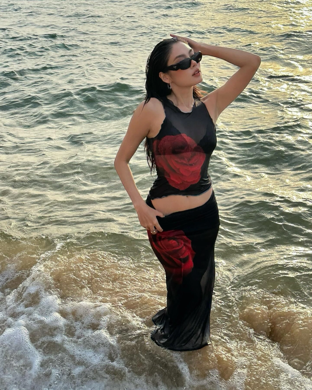 Gái xinh việt nam nổi bật sexy rạng rỡ