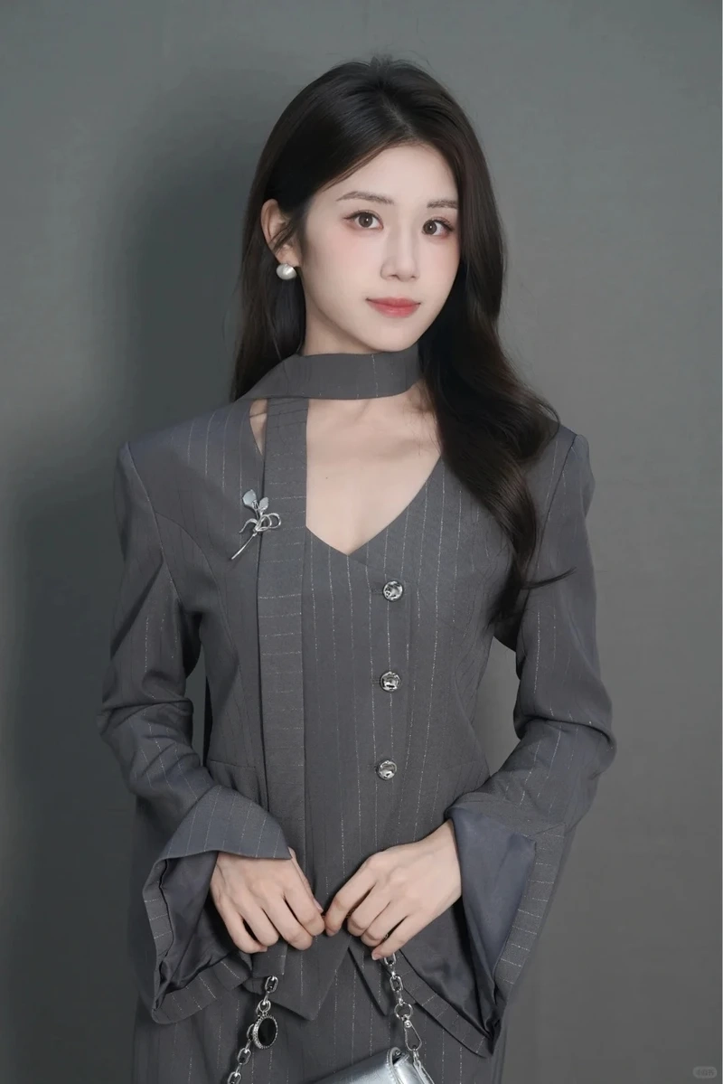 Concept chuẩn mực với gái mặc đồ công sở chuẩn văn phòng