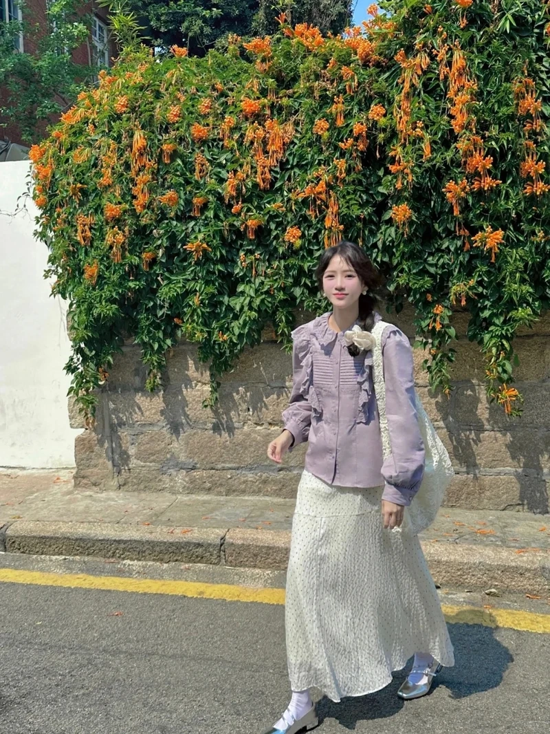 Bộ ảnh cực nghệ với concept gái xinh bên hoa aesthetic